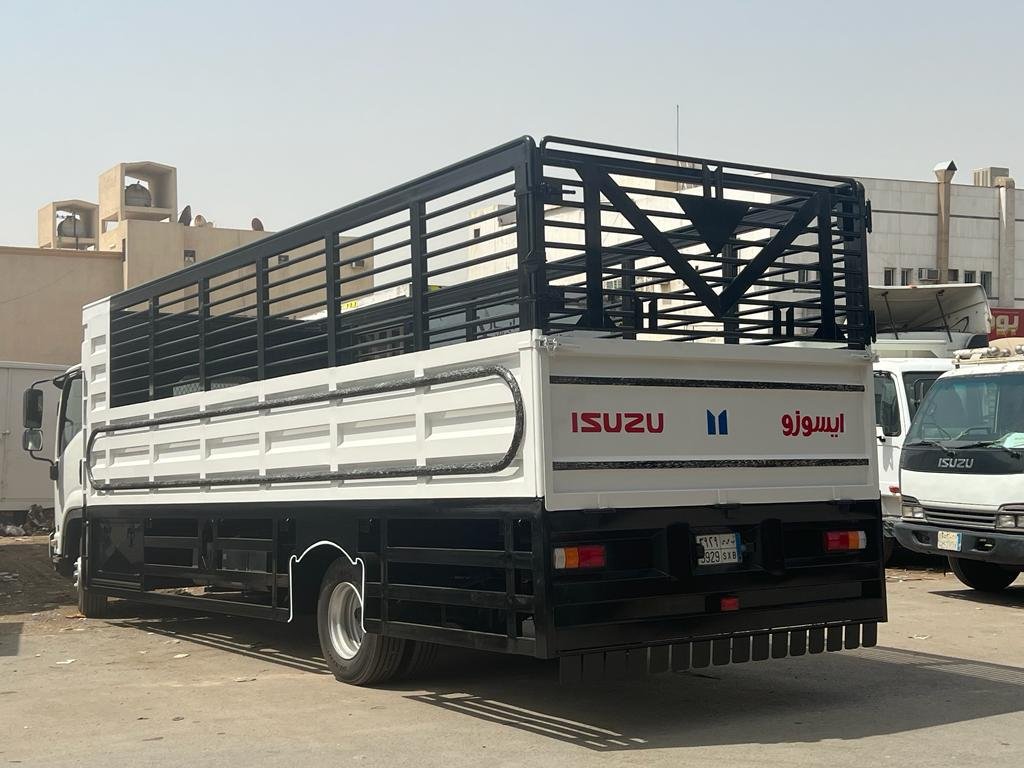 صندوق مضلع نقل عفش للبيع بالرياض بخصم 25%