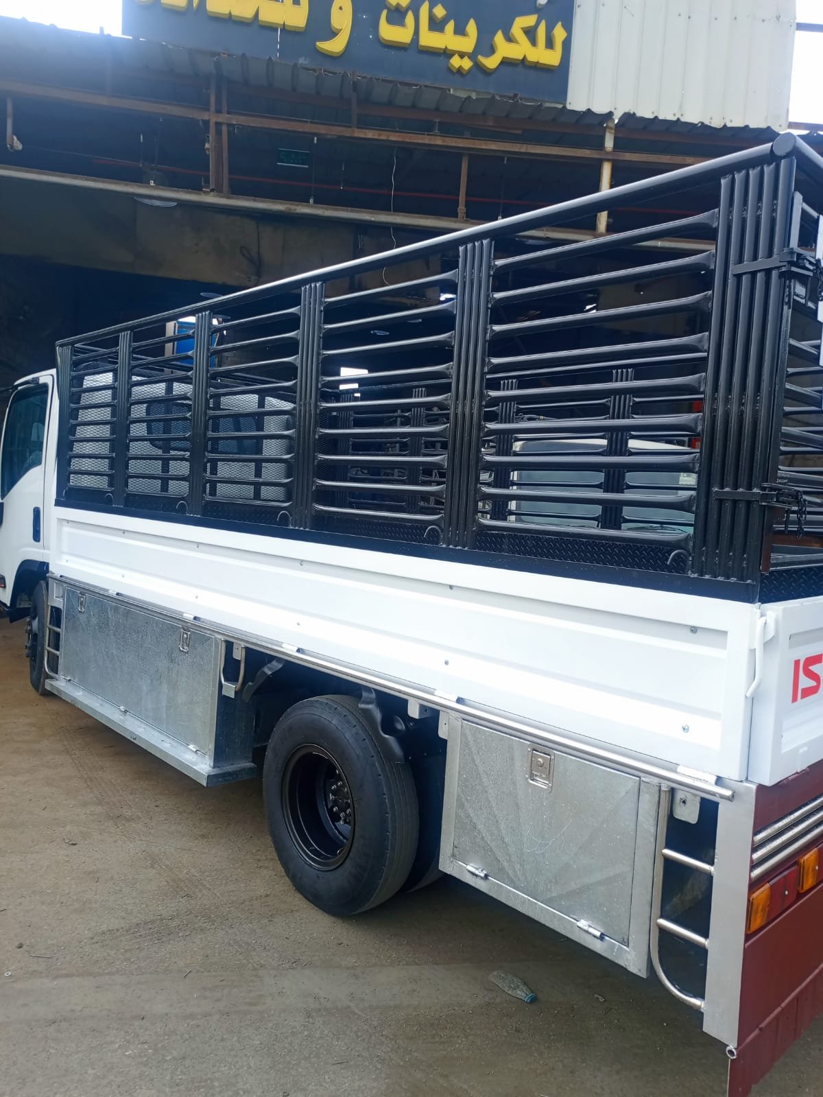 تفصيل صناديق دينات غرب الرياض بأسعار مناسبة